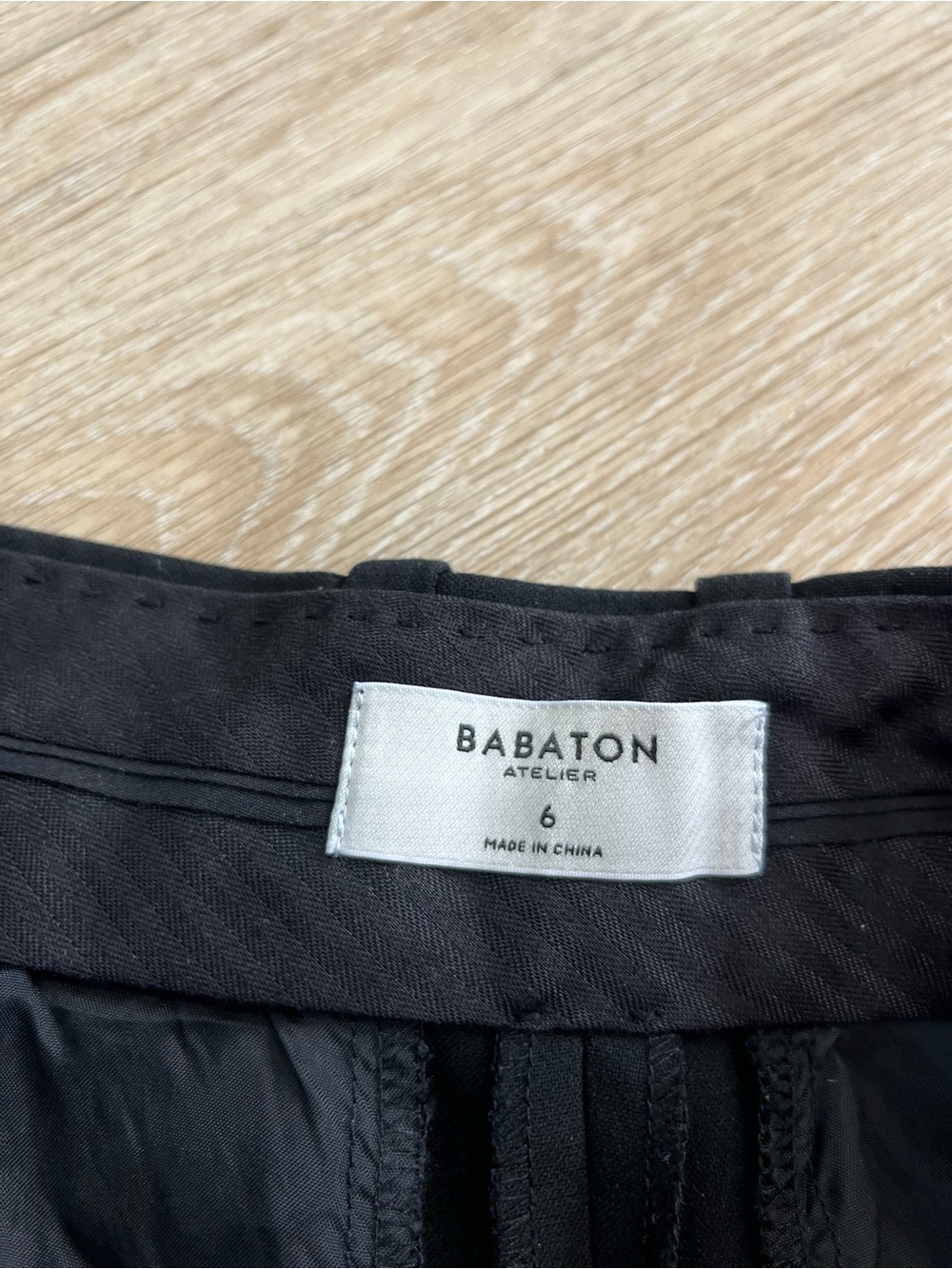 Babaton New Agency Mid-Thigh Short - Picture 7 of 11
